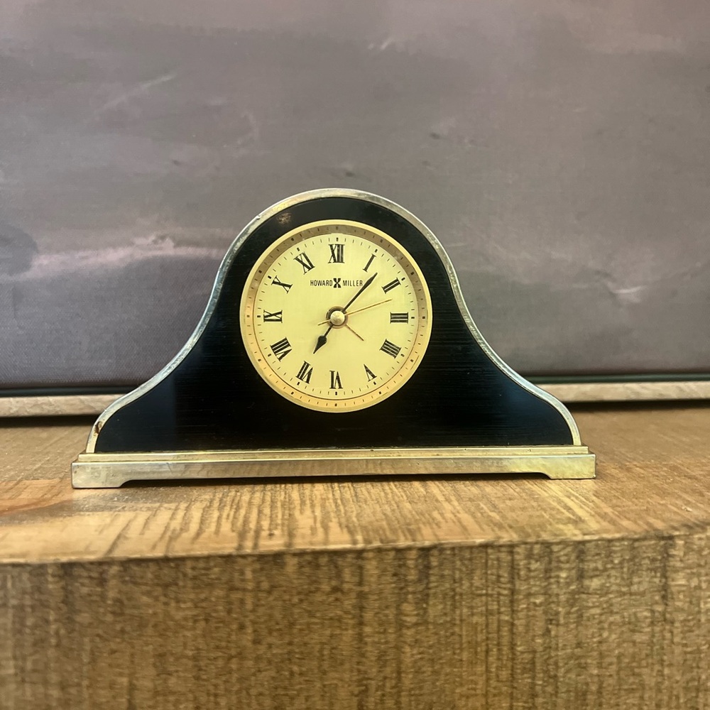 Vintage Howard Miller Travel Desk Brass Clock with Roman Numbers Alarm